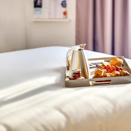 מלון Mercure Gare De Lyon Tgv