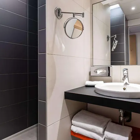 Mercure Gare De Lyon Tgv Szálloda 4*