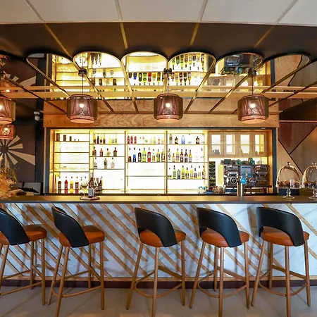Hotel Mercure Gare De Lyon Tgv París