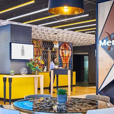 Hotel Mercure Gare De Lyon Tgv 4*