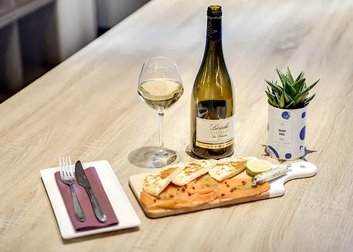 Hotel Mercure Gare De Lyon Tgv 4*