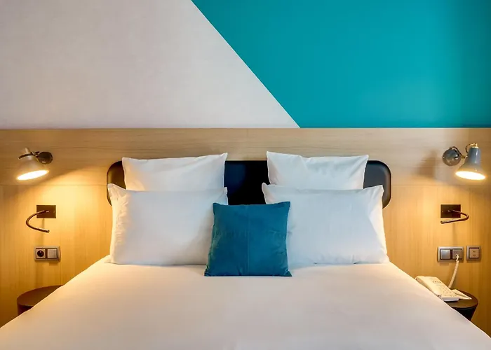 מלון Mercure Gare De Lyon Tgv
