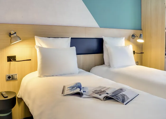 Hotel Mercure Gare De Lyon Tgv 4*