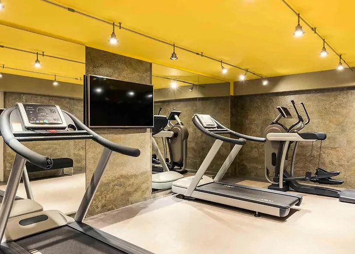 Mercure Gare De Lyon Tgv Hotel