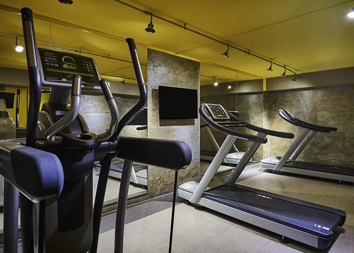 Mercure Gare De Lyon Tgv מלון
