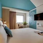 Mercure Gare De Lyon Tgv 4*